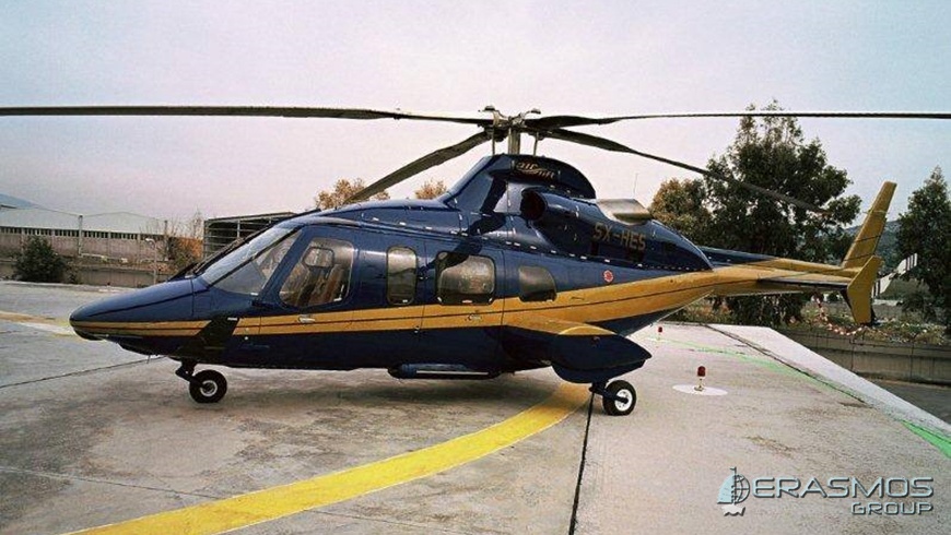 Longtail boats at Phi Phi